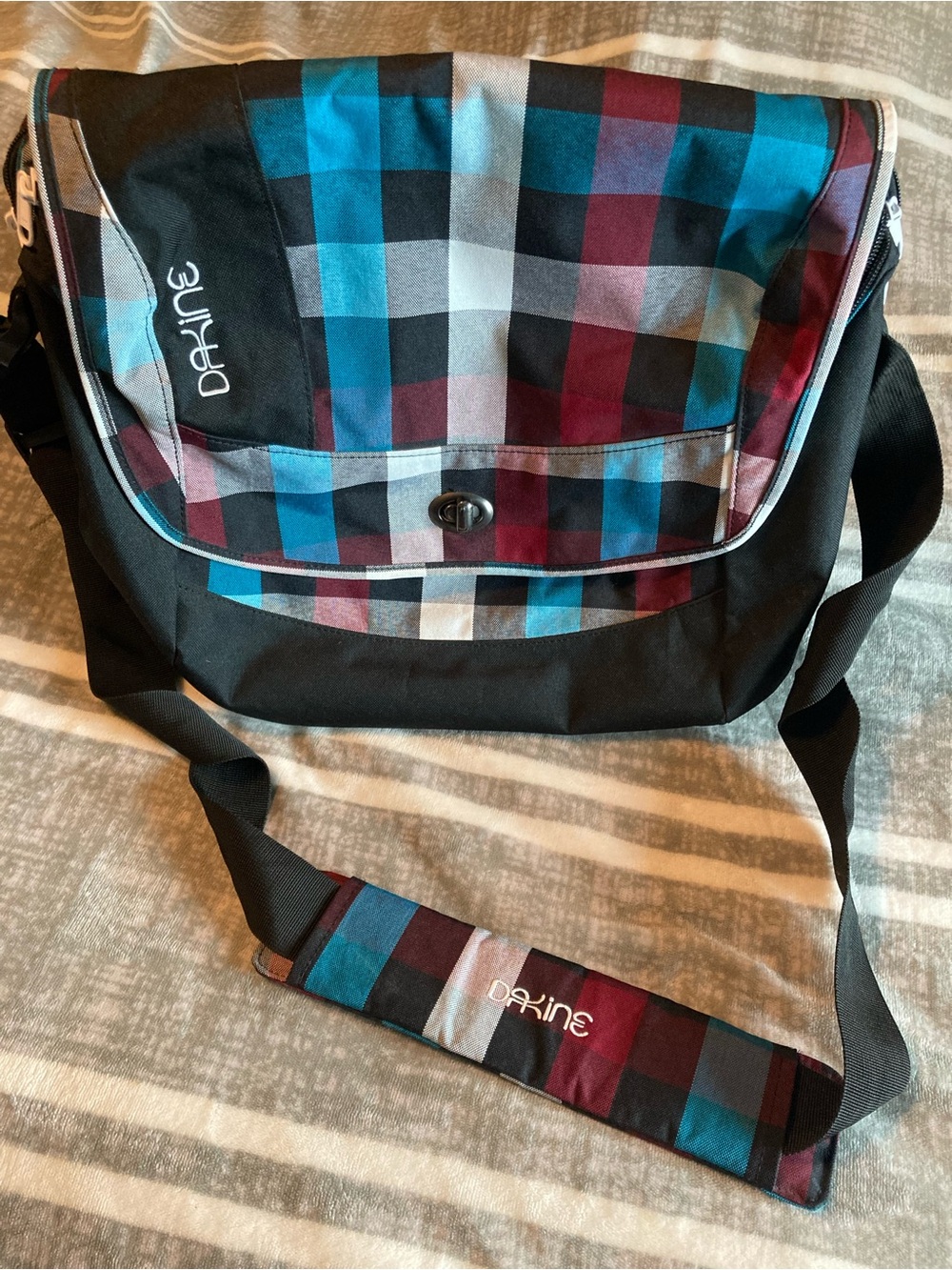 New Dakine Brooke Messenger Bag with Separate Padded Laptop Compartment